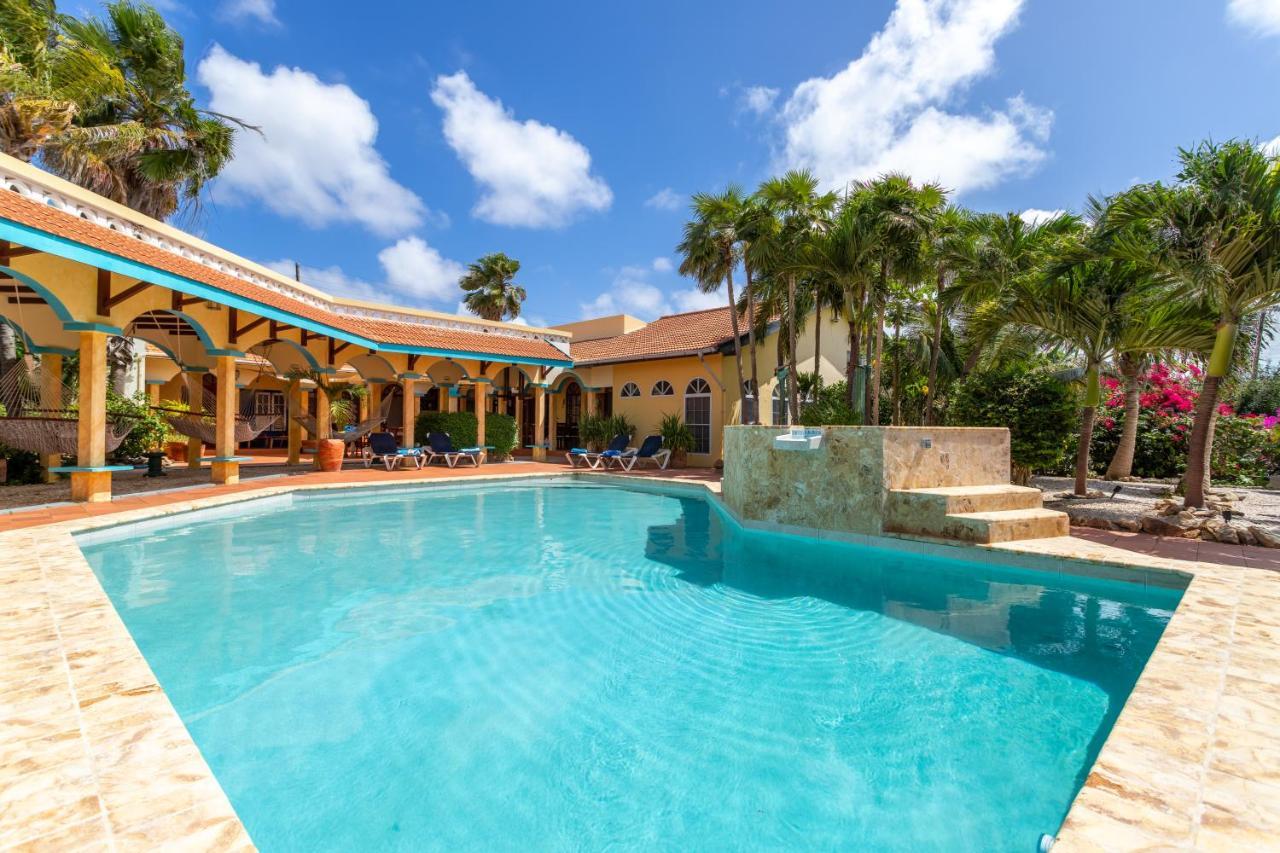 Goood Resort Kralendijk  Exterior photo
